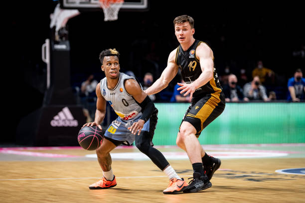 一位迈凯伦 一位迈凯伦