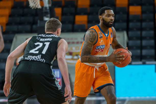 恩里克的执 恩里克的执