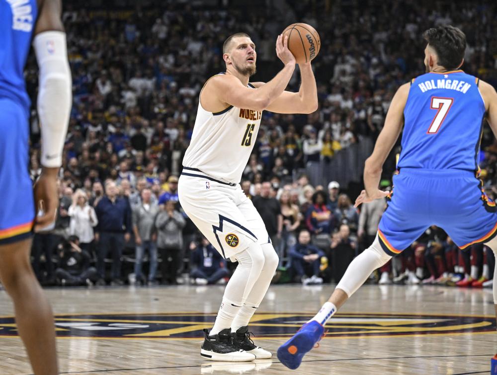 依旧坚硬 依旧坚硬