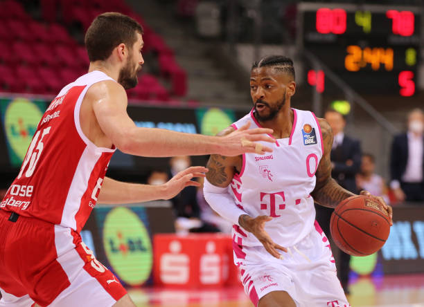 通过不断的 通过不断的