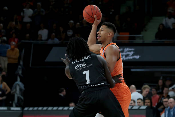 更将为整个 更将为整个